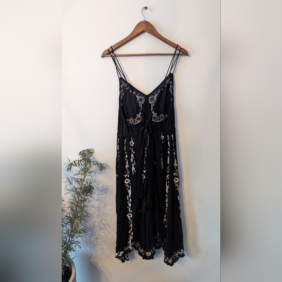 Free People embroidered dress - Picture 3 of 4